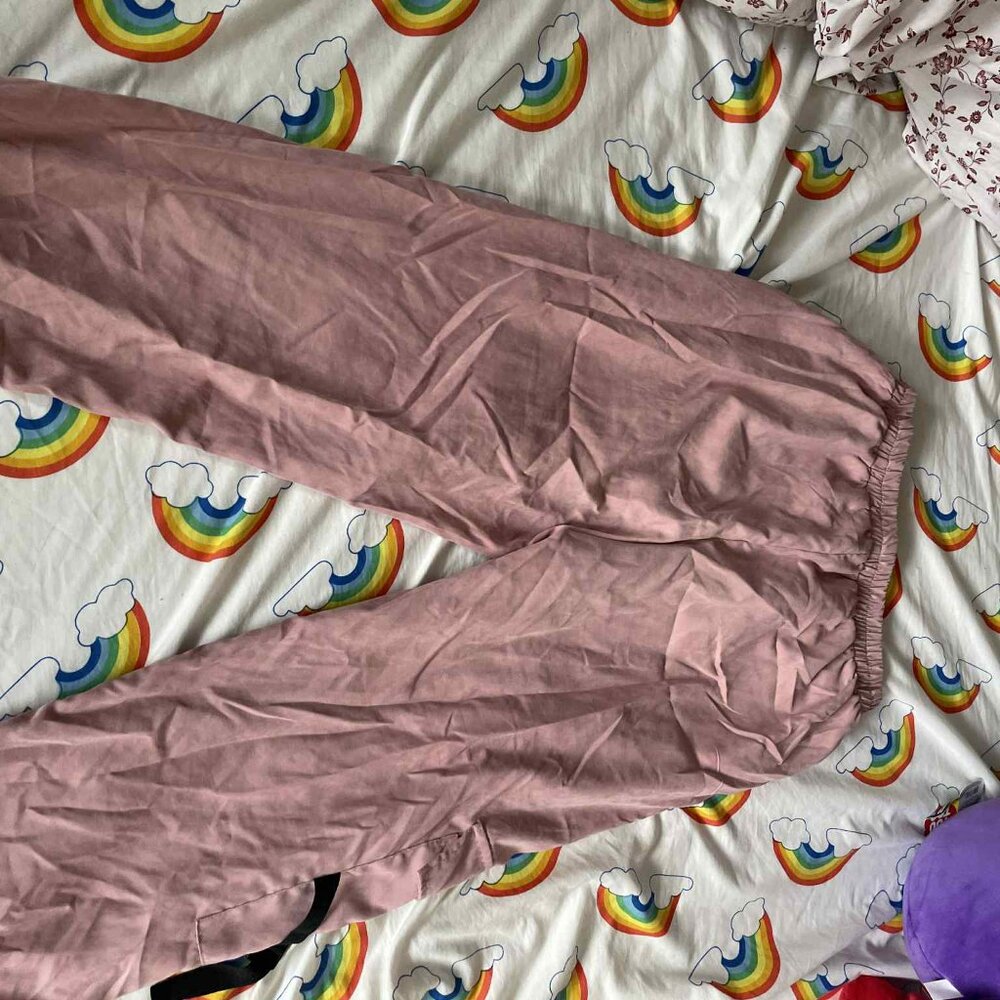 Pink Cargo pants - Picture 2 of 3